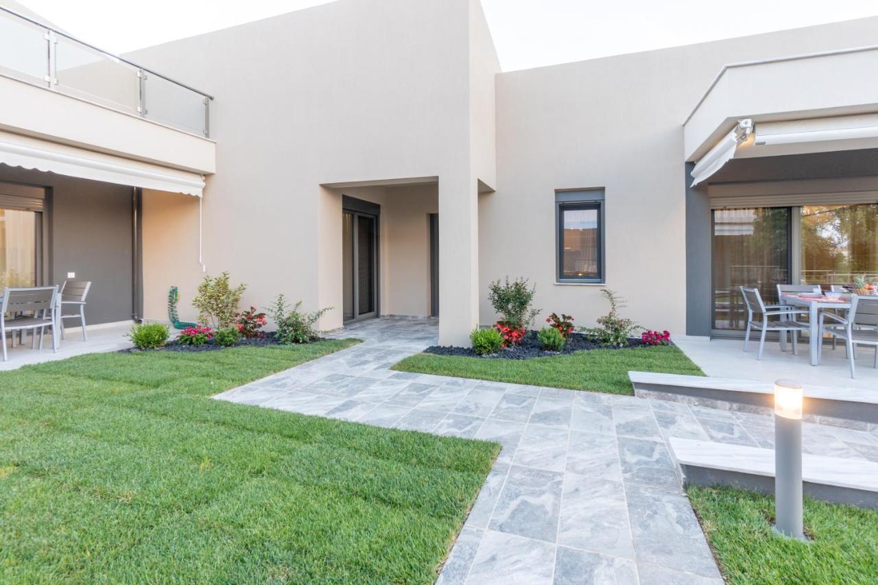 3 Doors Villas Nea Iraklitsa Luaran gambar